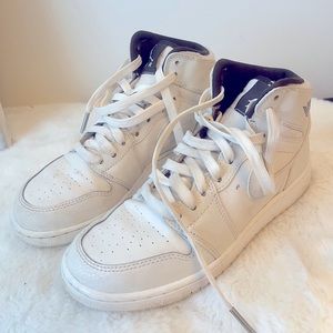 Unisex Air Jordan’s Off White on White Size 8 Womens,Size 6 Mens